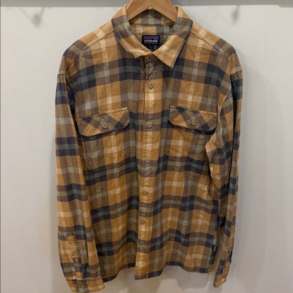 Patagonia Men's Long-Sleeved Organic Cotton Midweight Fjord Flannel Shirt Large - Picture 2 of 9
